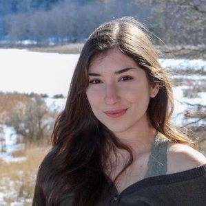 Meet your Posher, Julia